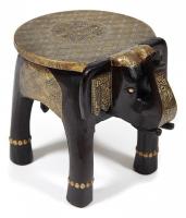 Столик Secret De Maison GOLDEN SLON ( mod. ND-006) дерево манго/латунная чеканка, 40х30х31 см, этническая роспись Столик Secret De Maison GOLDEN SLON ( mod. ND-006) дерево манго/латунная чеканка, 40х30х31 см, этническая роспись. Фото №1