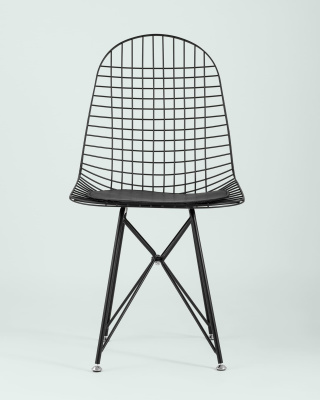 Стул обеденный Eiffel черный с черной подушкой. Фото