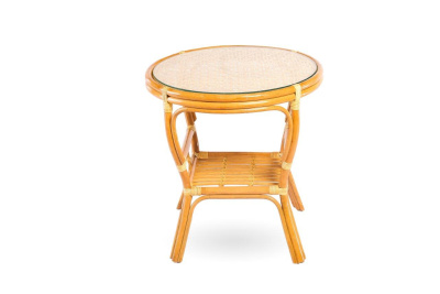 Стол Петани. Фото