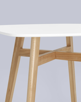 Стол обеденный Target 80*80 белый ножки массив бука фото Стол обеденный Target 80*80 белый ножки массив бука. Фото №5